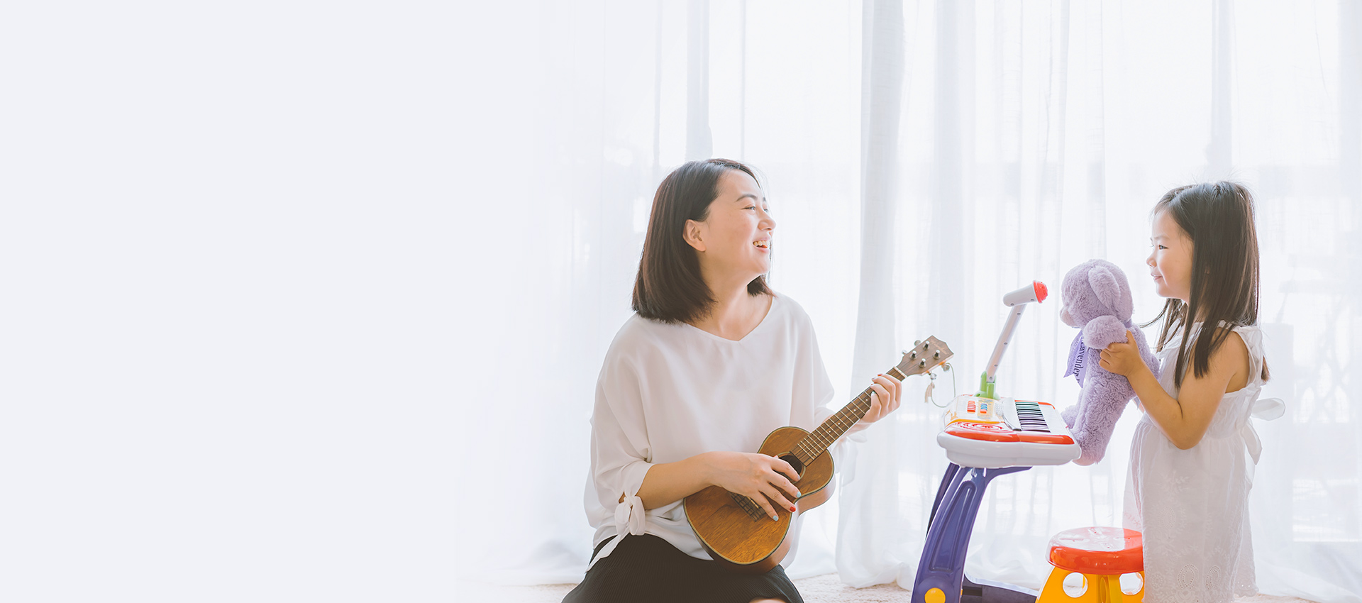 HOME_首页自定义模块1 ABOUT US