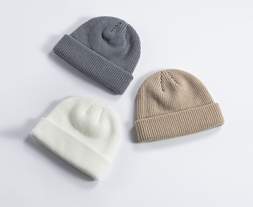 PRODUCTS_HOST_Hat Size 17